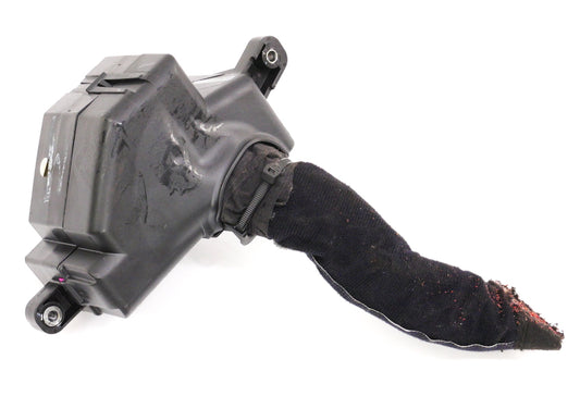 Under Dash Fuse Box Block 2006 VW Jetta MK5 2.5 w/ Wiring Pigtail - Genuine