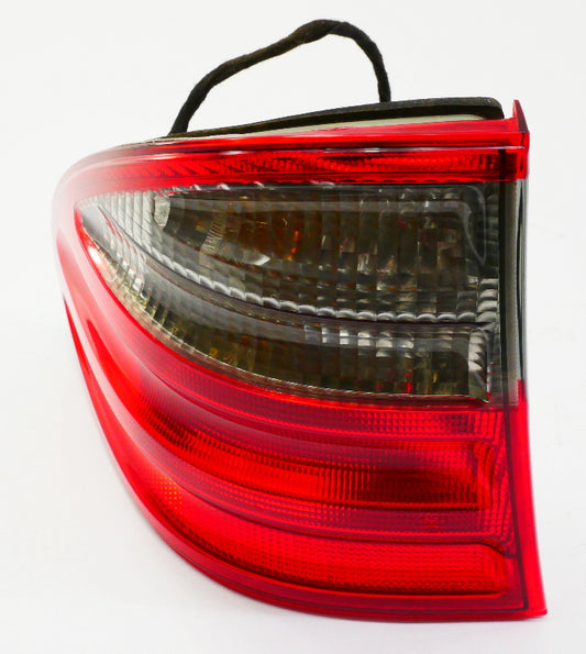 LH Tail Light Lamp 00-03 Mercedes Benz E320 Wagon W210 - 210 820 55 64