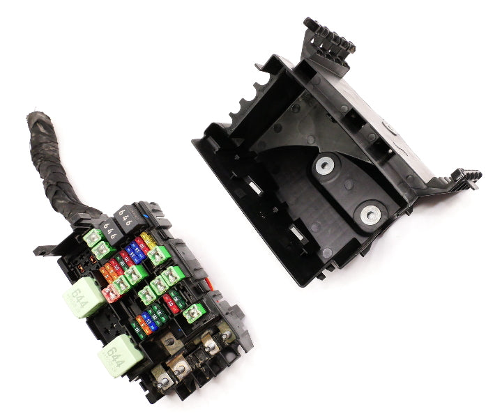 Under Hood Fuse Panel Relay Box 2014 VW Jetta Hybrid Sedan MK6 ~ 5C0 937 819 K
