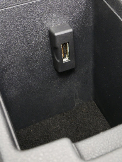 Arm Rest Center Console 11-18 VW Jetta Sedan MK6 . Genuine . 5C7 863 241 M