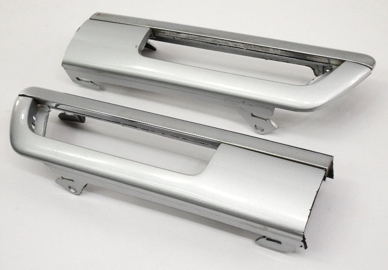 North American Rear Bumper Side Marker Lights Lamp Cut Out 01-05 VW Passat B5.5