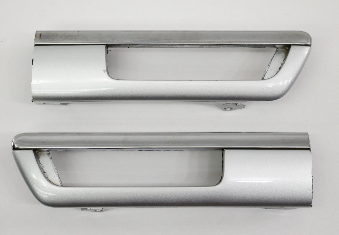 North American Rear Bumper Side Marker Lights Lamp Cut Out 01-05 VW Passat B5.5