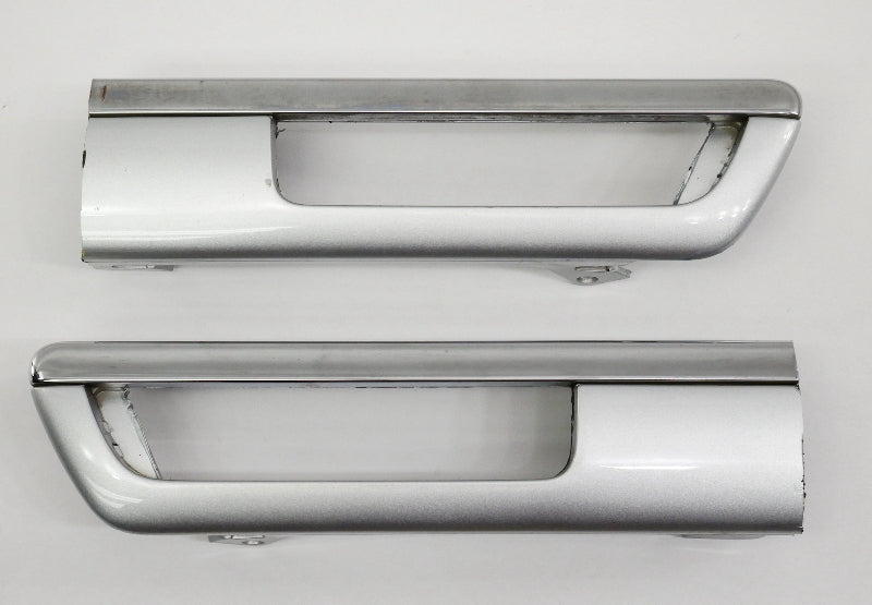 North American Rear Bumper Side Marker Lights Lamp Cut Out 01-05 VW Passat B5.5