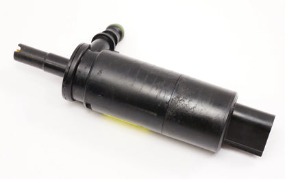 Headlight Washer Pump Audi A4 S4 A6 S6 TT B5 B6 VW Jetta GTI MK5 ~ 3B7 955 681