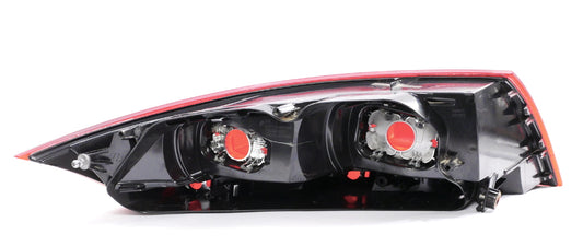 RH Tail Light Lamp 08-15 Audi TT Coupe / Convertible - Genuine - 8J0 945 096 E