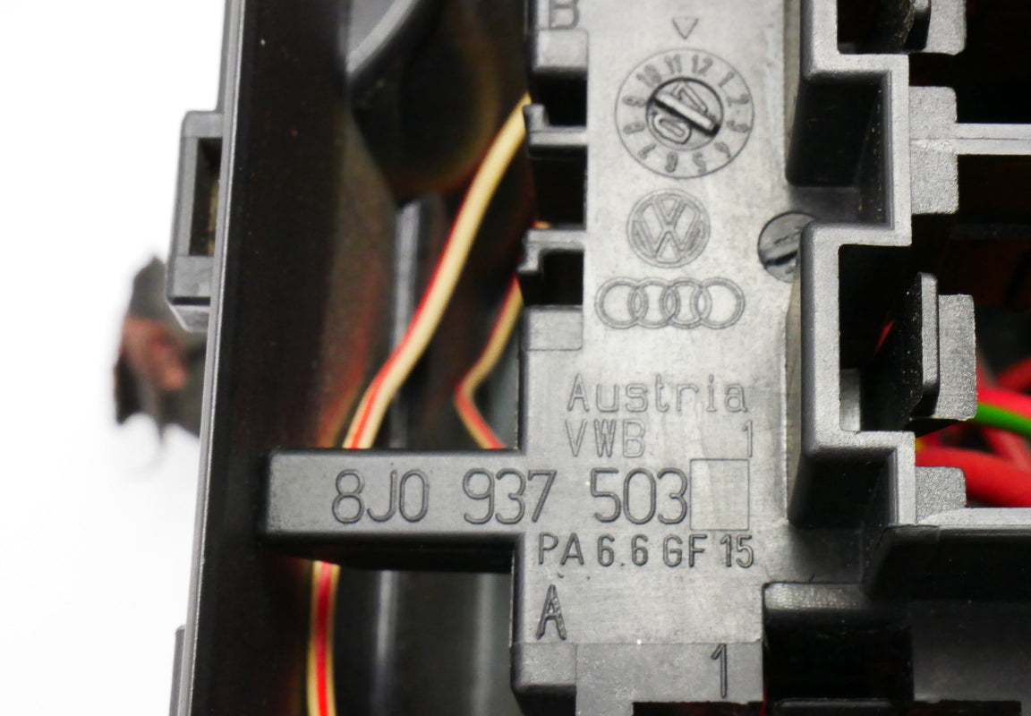 Under Hood Engine Fuse Relay Box 08-10 Audi TT Coupe & Convertible - 8J0 937 503