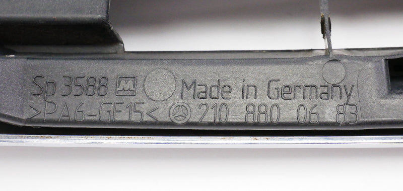 Grille 00-03 Mercedes W210 E320 E430 E55 - Genuine - 2108800683