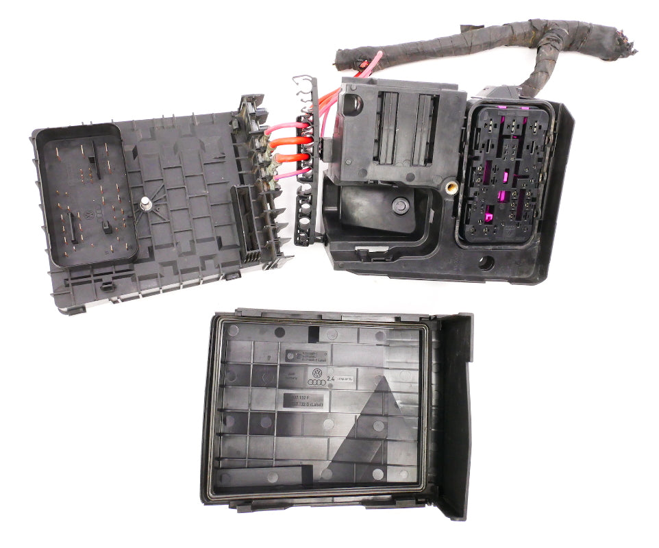 Under Hood Engine Bay Fuse Relay Box 2012 VW Jetta Sportwagen TDI 1K0 937 125 D