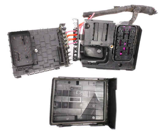 Under Hood Engine Bay Fuse Relay Box 2014 VW Jetta Sportwagen TDI 1K0 937 125 D