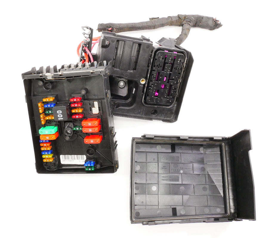 Under Hood Engine Bay Fuse Relay Box 2012 VW Jetta Sportwagen TDI 1K0 937 125 D