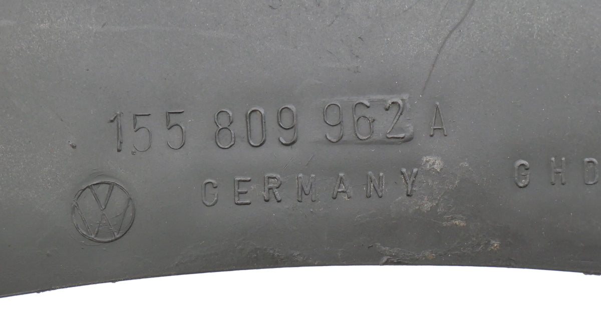 Set Front Fender Liner Splash Guard 85-93 VW Cabriolet MK1 155 809 962 A & 961 A