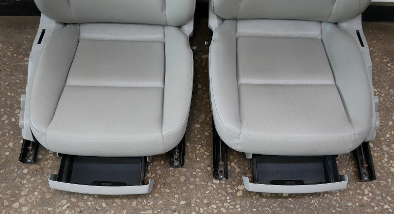 Front Bucket Seat Set 02-08 Audi A4 B6 B7 Sedan / Wagon - Heated - Genuine