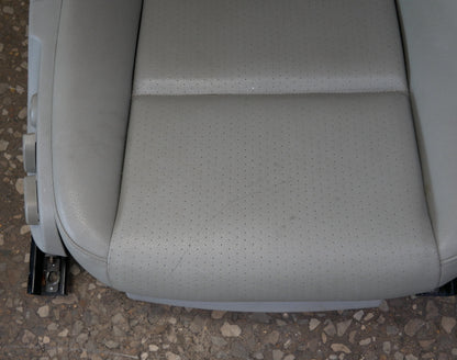 Front Bucket Seat Set 02-08 Audi A4 B6 B7 Sedan / Wagon - Heated - Genuine