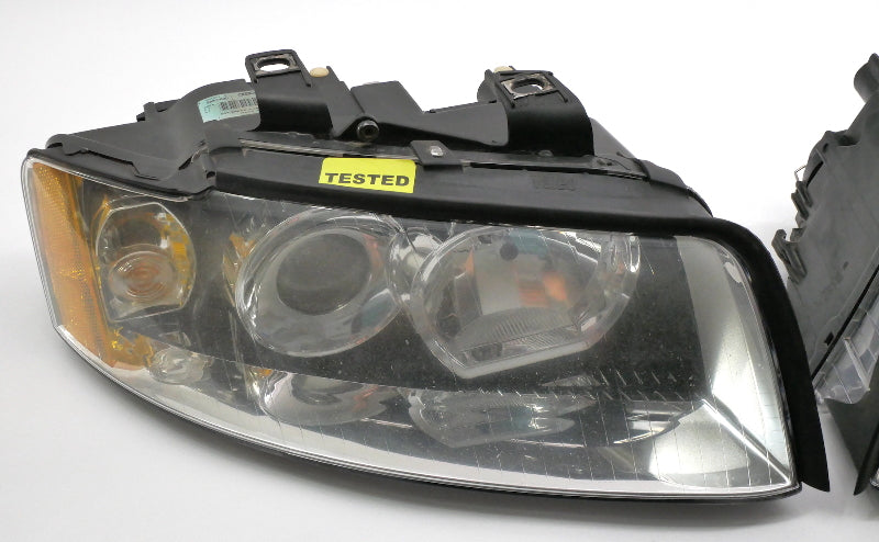 Xenon Headlight Head Light Lamp Set 02-05 Audi A4 B6 - Genuine - 8E0 941 003 B