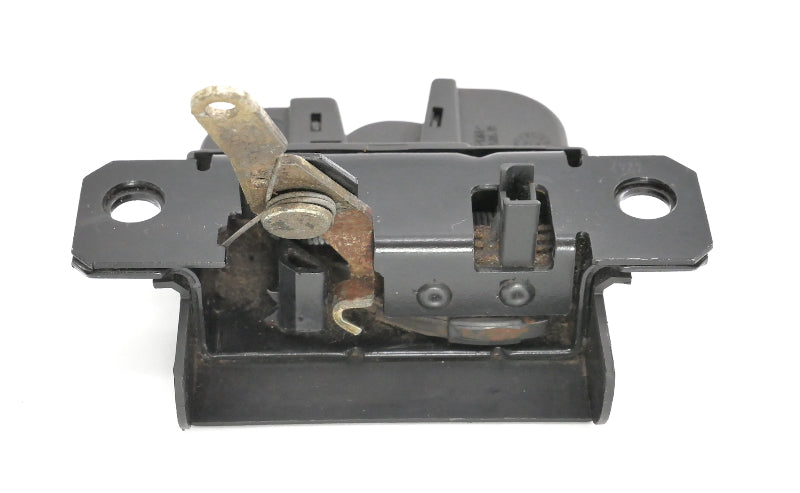 Hatch Lid Latch Lock 99-05 VW Golf GTI R32 MK4 . Genuine . 1J6 827 505 B