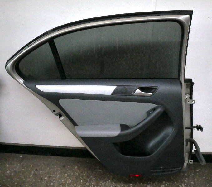 LH Front & Rear Door Assemblies 11-18 VW Jetta Sedan MK6 LP7W Moon Rock Gray