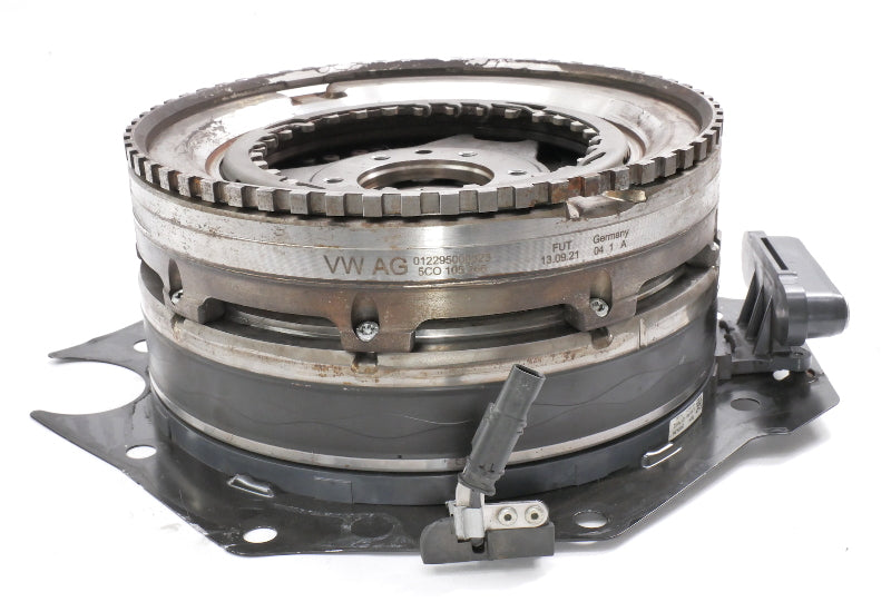 Electric Drive Motor 13-14 VW Jetta 1.4T Hybrid MK6 - Genuine - 5C0 105 266