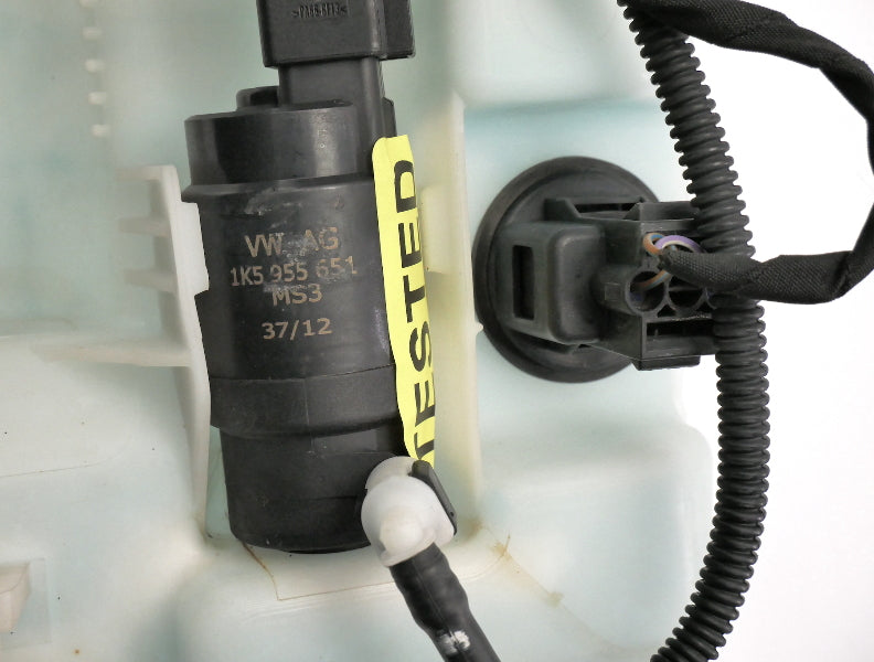 Washer Wiper Tank Reservoir & Pump 11-18 VW Jetta MK6 Sedan - 5C6 955 453 Q