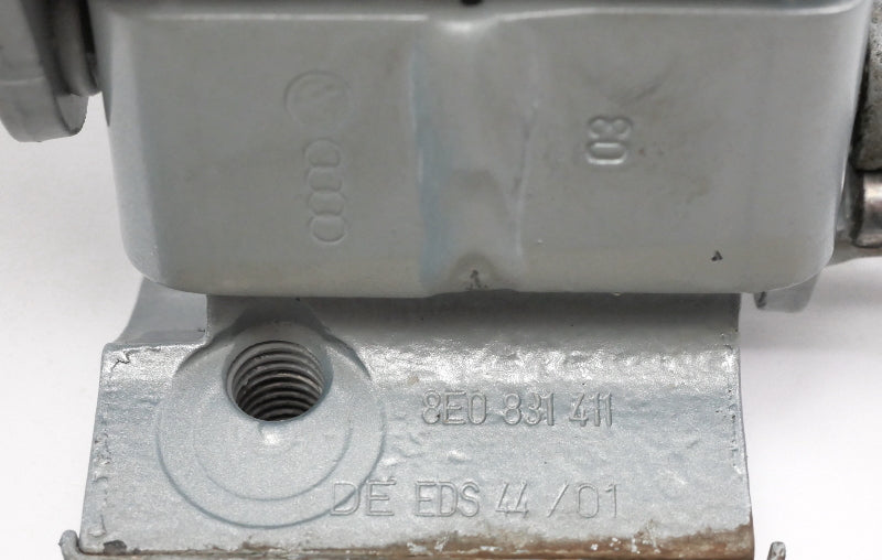 LH Front Door Hinges 02-08 Audi A4 S4 B6 B7 LY1W - Genuine - 8E0 831 411