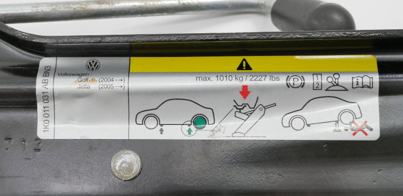 Spare Trunk Tool Kit Jack Lug Wrench 10-14 VW Jetta Sportwagen Golf MK6