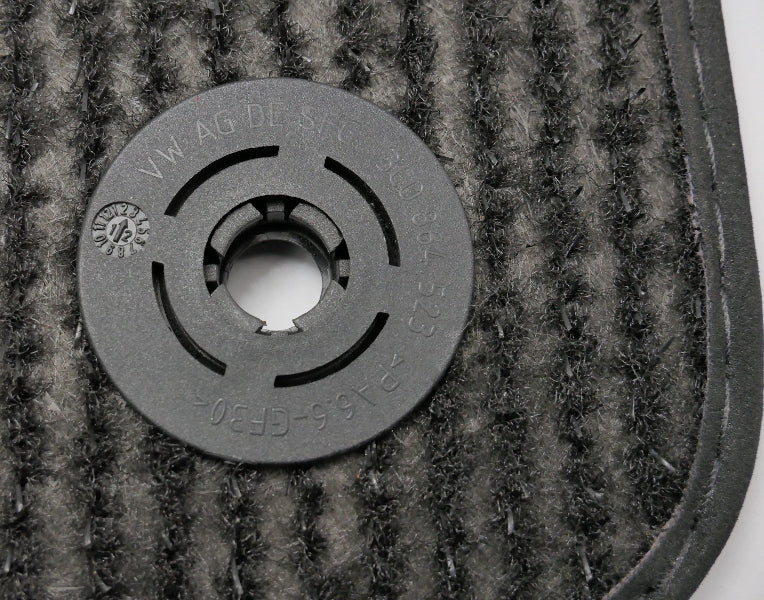 Floor Mat Carpet Set 2008 VW Golf R32 MK5 MK6 GTI - Genuine - 5K1 061 325