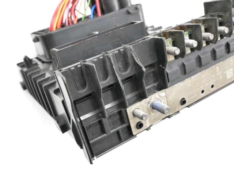 Under Hood Fuse Relay Block 2013 VW Jetta Sportwagen 2.5 Engine Bay Box Genuine