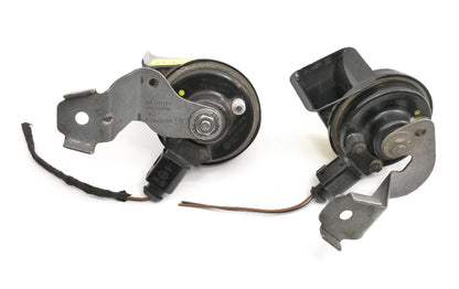 Horn Set 05-14 VW Jetta MK5 Sportwagen MK6 Clartonhorn - Genuine - 1K0 951 221 B