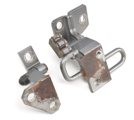 LH Driver Front Door Hinges 06-10 VW Passat B6 - LA7T United Gray - Genuine