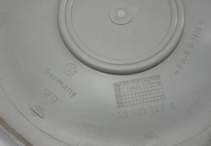 2x 14" Hub Cap Hubcap Wheel Covers 95-97 VW Passat B4 - Genuine - 3A0 601 147 A