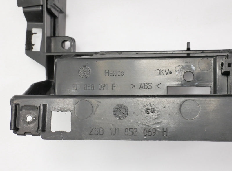 Center Dash Radio Surround Bracket Trim 99-05 VW Jetta Golf MK4 . 1J1 858 071 F