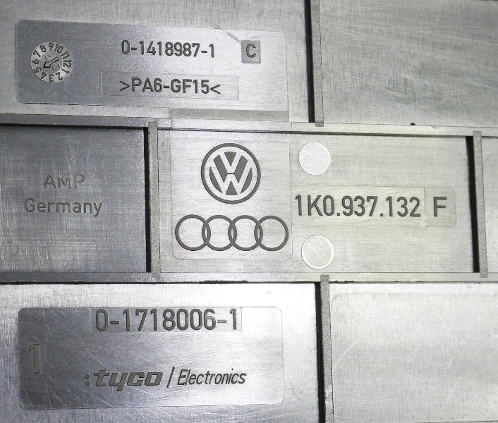 Fuse Relay Block 2008 VW R32 MK5 3.2 Under Hood Engine Bay Box - 1K0 937 132 F