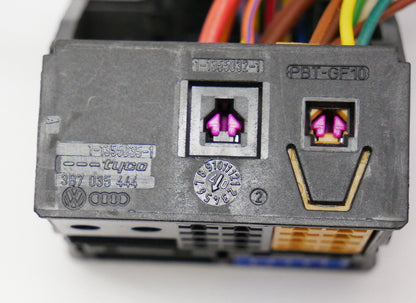 Head Unit Radio Navigation Wiring Pigtail Plug 2008 VW Golf R32 MK5 3B7 035 444