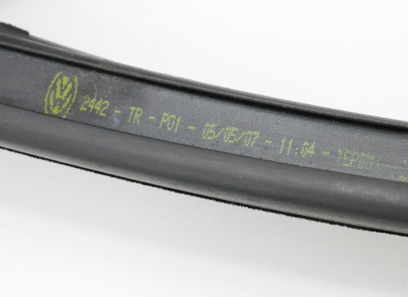 LH Front Door Window Seal Molding 06-09 VW Rabbit GTI R32 2DR MK5 1K3 837 431 D