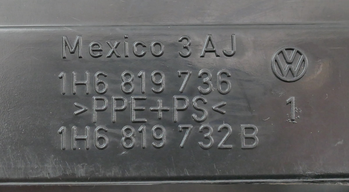 Center Dash Vents Radio Trim 93-99 VW Jetta Golf GTI MK3 Cabrio OEM 1H6 819 736