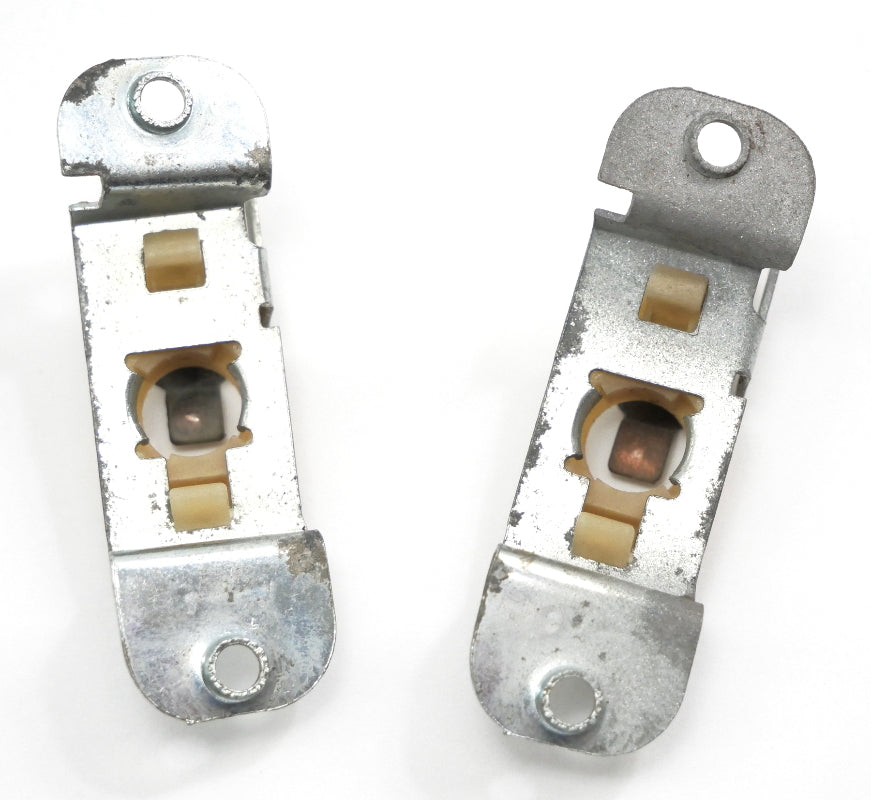 License Plate Lamp Light Bulb Holder Socket 91-93 VW Fox - Genuine