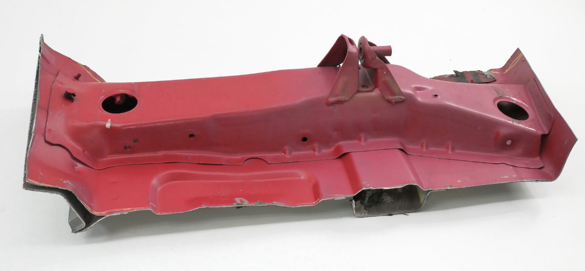 RH Front Center Seat Floor Mount Metal Cut 93-99 VW Jetta GTI Cabrio MK3 Genuine