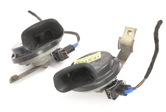 Hella Low & High Tone Horn Set 93-99 VW Jetta Golf GTI MK3 Cabrio MK3.5 OEM