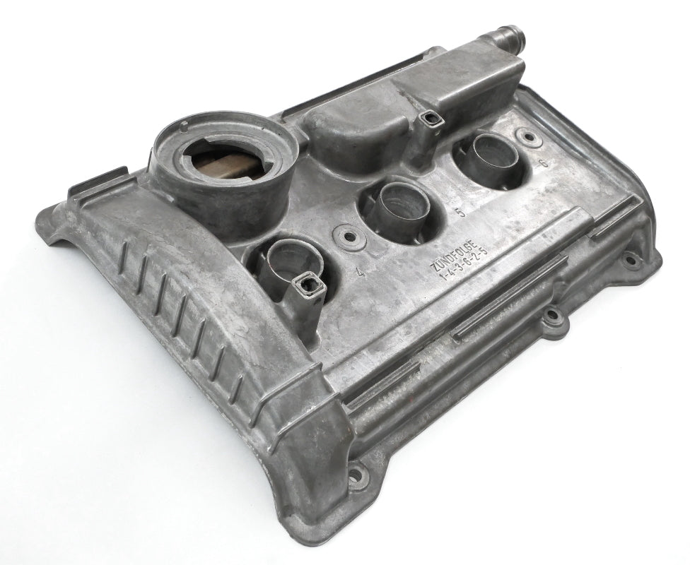 LH Engine Valve Cover Audi A4 A6 C5 VW Passat B5 2.8 V6 - OEM - 078 103 471 R