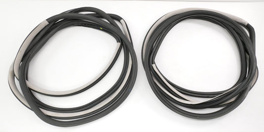 Door Seal Seal Weather Stripping Set of 4 - 98-01 VW Passat Grey - Genuine
