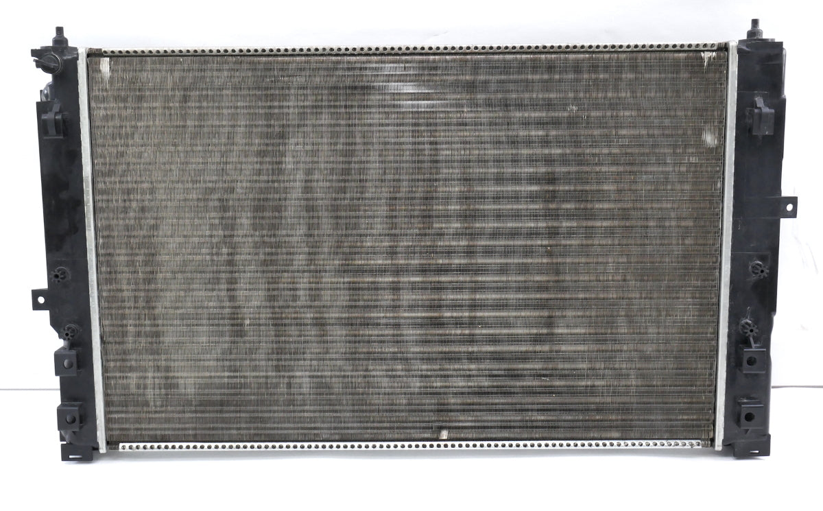 Radiator Audi A4 A6 C5 VW Passat B5 2.8 V6 Automatic - Mahle Behr 8D0 121 251 BB