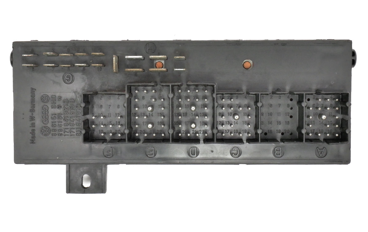 Fuse Box Relay Panel 75-80 VW Rabbit Scirocco Early MK1 Genuine - 171 941 821 B