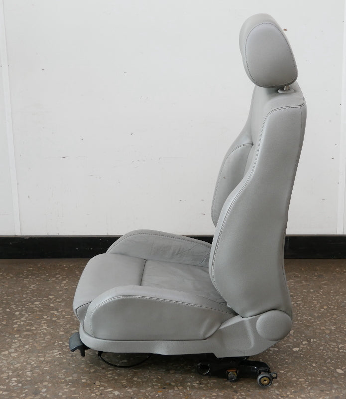 RH Front Sport Seat 02-05 VW Jetta GLI MK4 - Grey Leather