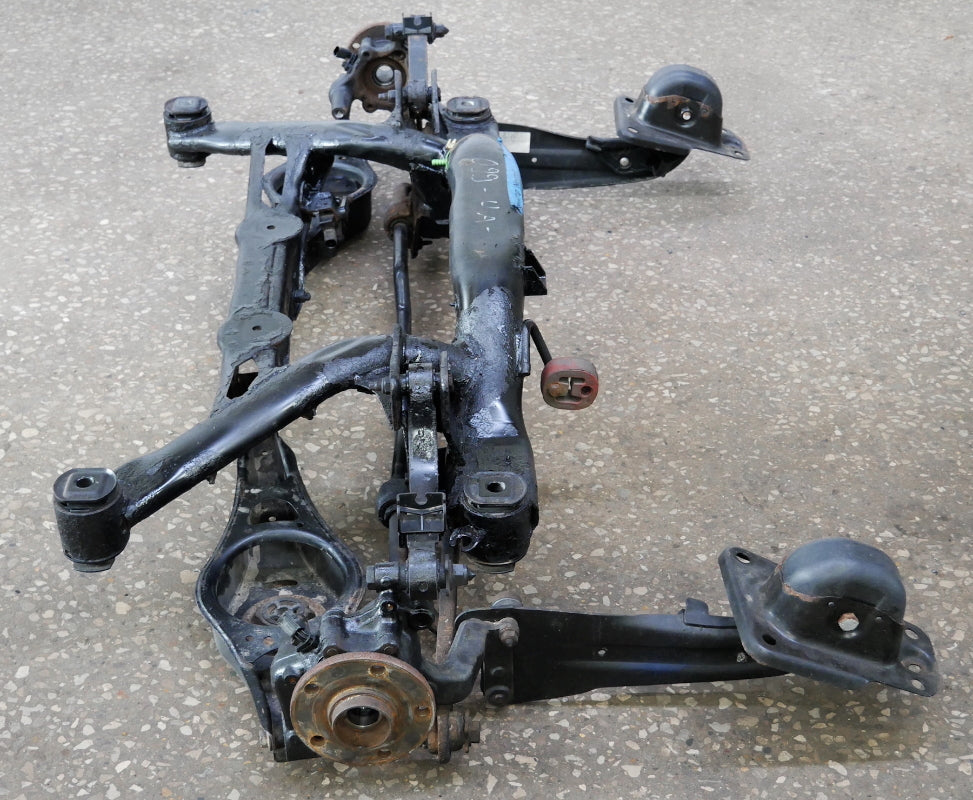 IRS Independent Rear Suspension Sub Frame 2008 VW Golf R32 Audi A3 8P AWD