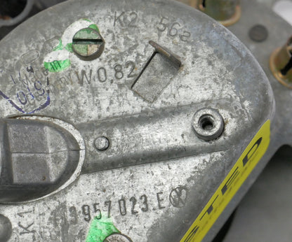 71-72 VW Beetle Bug Speedometer Gauge Cluster Vintage Aircooled . 113 957 023 E