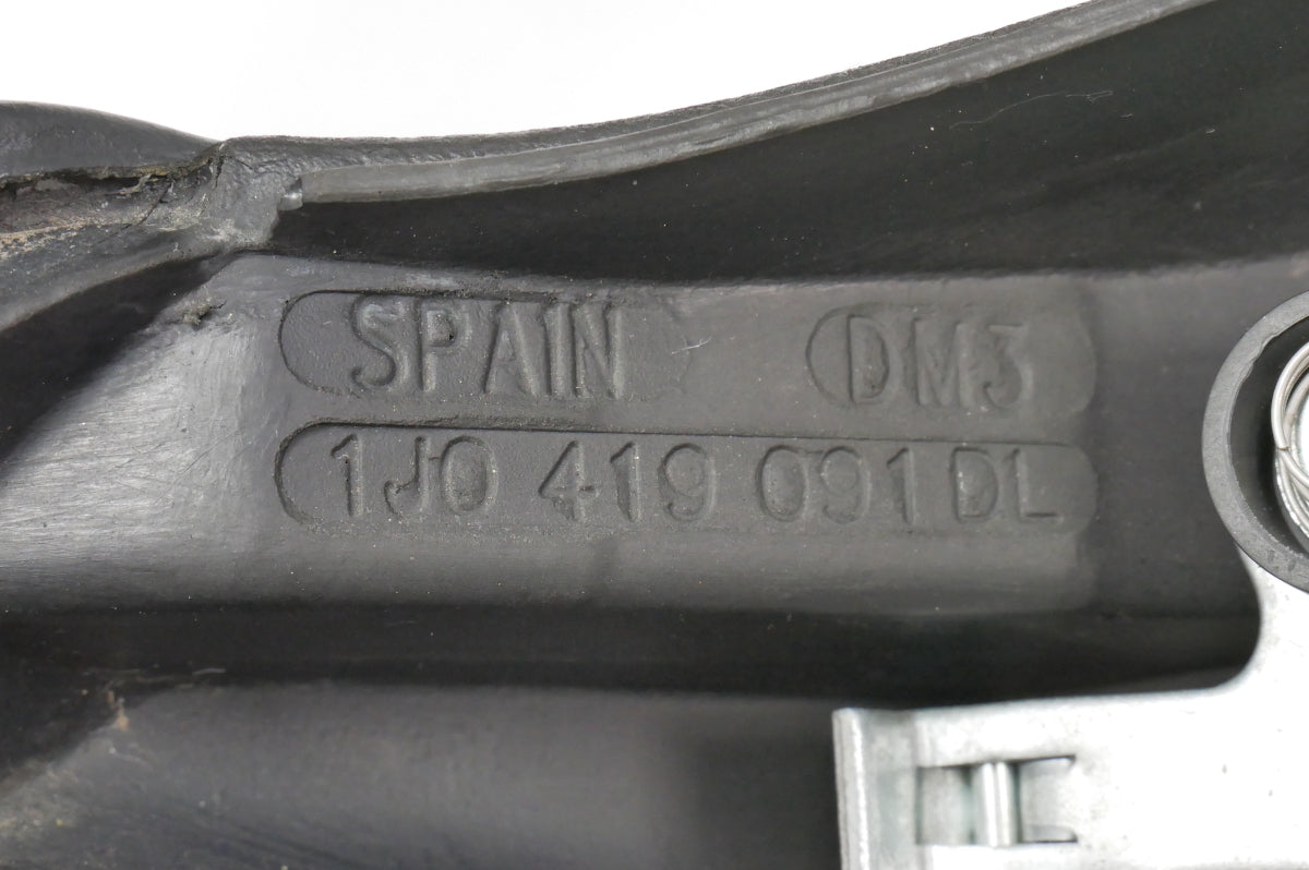 R32 Leather Sport Steering Wheel 99-05 VW Jetta GTI MK4 Genuine - 1J0 419 091 DL