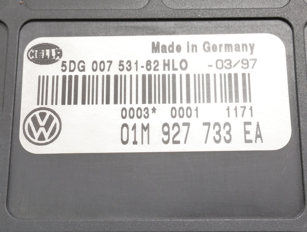 TCM Transmission Computer Module 96 VW Jetta Golf MK3 Passat B2 - 01M 927 733 EA