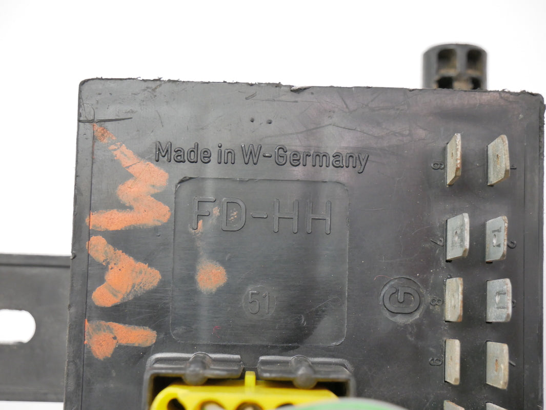 Fuse Box Relay Panel 75-80 VW Rabbit Scirocco MK1 Dasher . Genuine . FD-HH