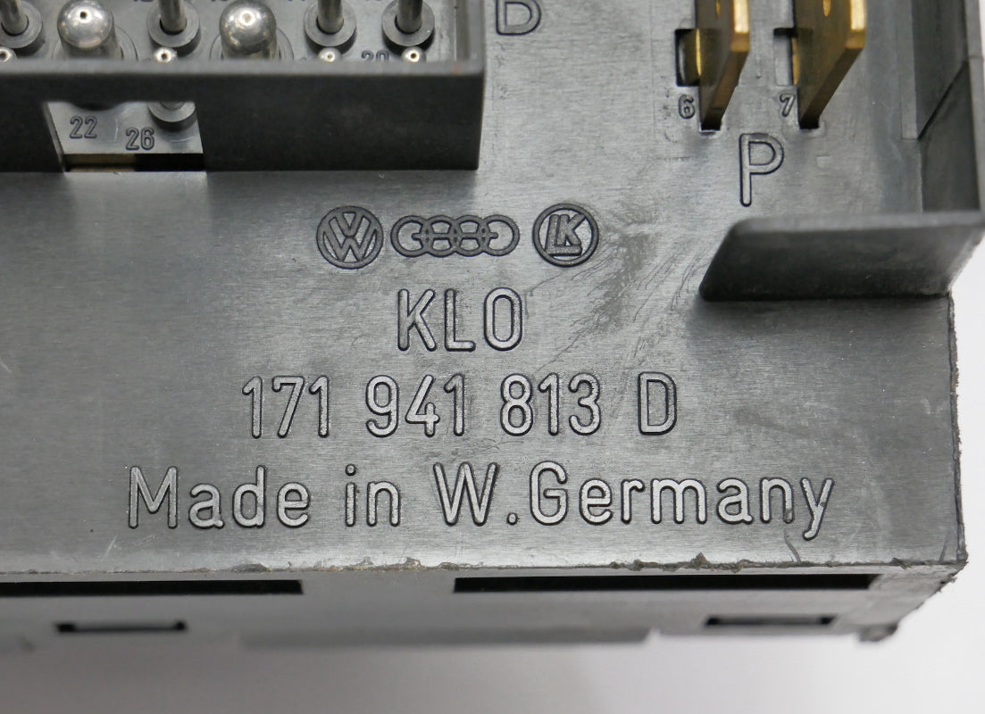 CE1 Fuse Box Panel Relay Block 82-88 VW Scirocco MK2 - Genuine - 171 941 813 D