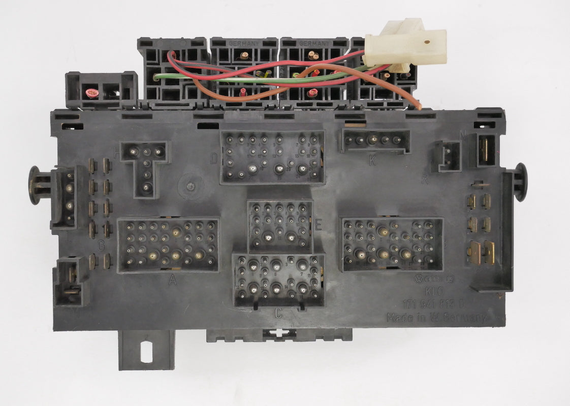 CE1 Fuse Box Panel Relay Block 85-89 VW Jetta Golf GTI MK2 - OEM - 171 941 813 D