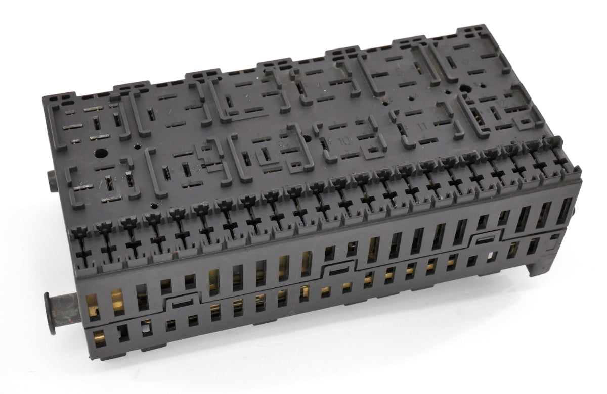 CE2 Relay Fuse Box Panel Block VW Jetta Golf MK2 MK3 Passat B3 B4 357 937 039